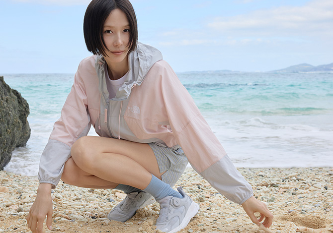 LIGHT LAYERS, BLOOMING