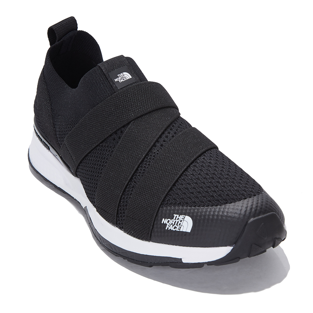 nike traverse shoes